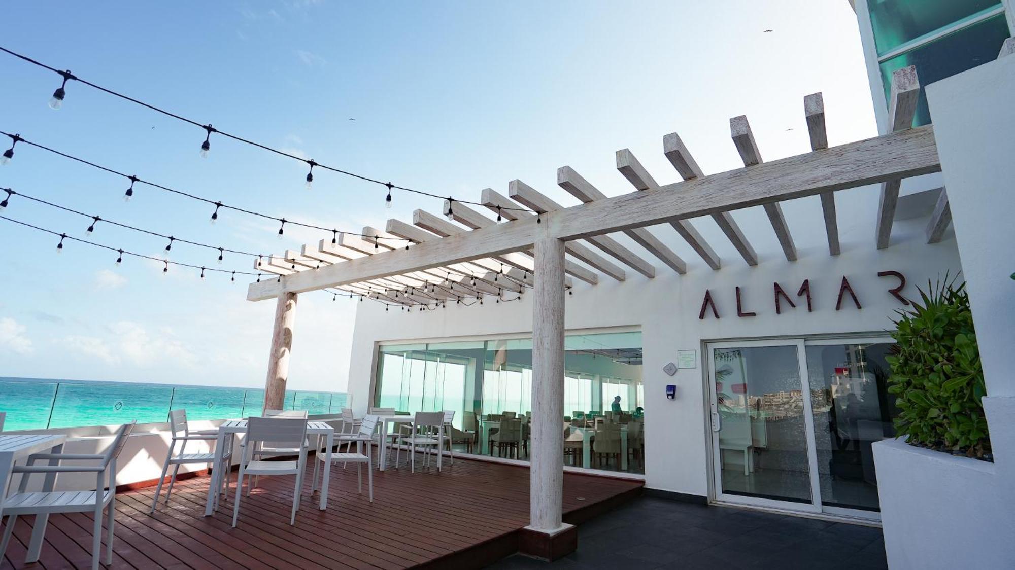Oleo Cancun Playa All Inclusive Resort Exterior photo